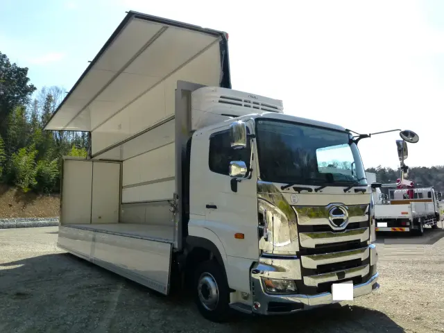 日野 プロフィア 2DG-FW1AHC(8x4)の写真17