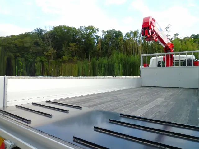 三菱 ファイター 2KG-KF62FZの写真12