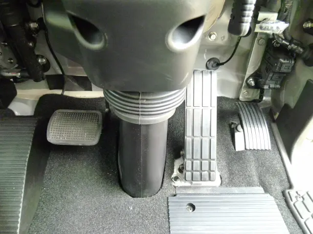 三菱 ファイター 2KG-KF62FZの写真38