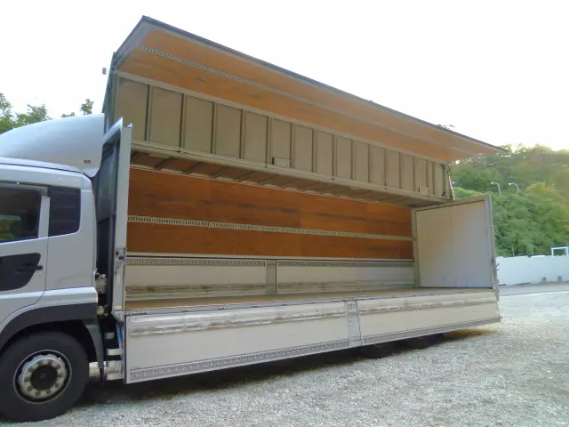 ＵＤ クオン 2PG-CG5CA(6x2)の写真17