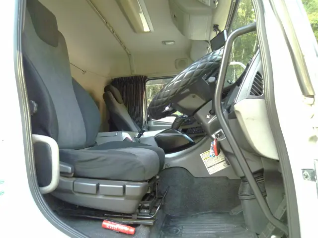 ＵＤ クオン 2PG-CG5CA(6x2)の写真30