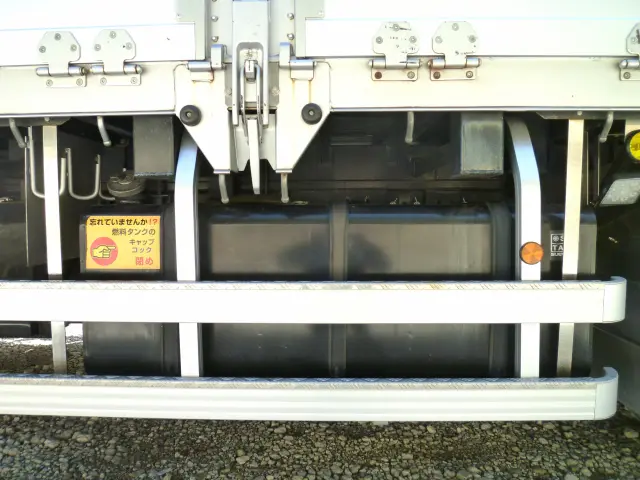 日野 プロフィア 2DG-FR1AHJ(2WD)の写真25