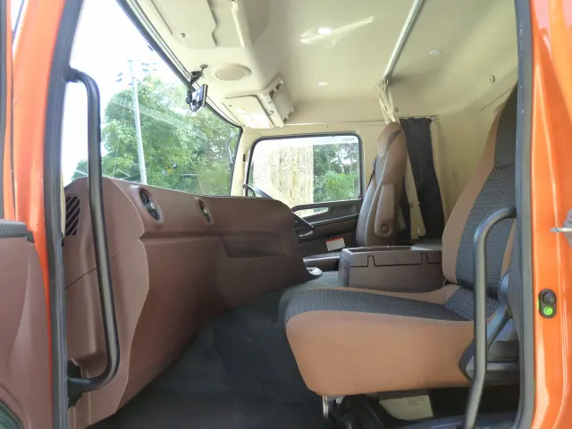 日野 プロフィア 2DG-FR1AHJ(2WD)の写真31