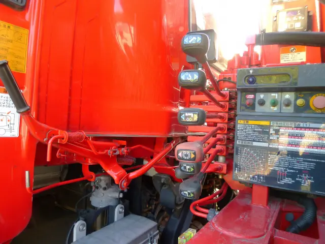 いすゞ フォワード 2RG-FTR90V2(2WD)の写真25