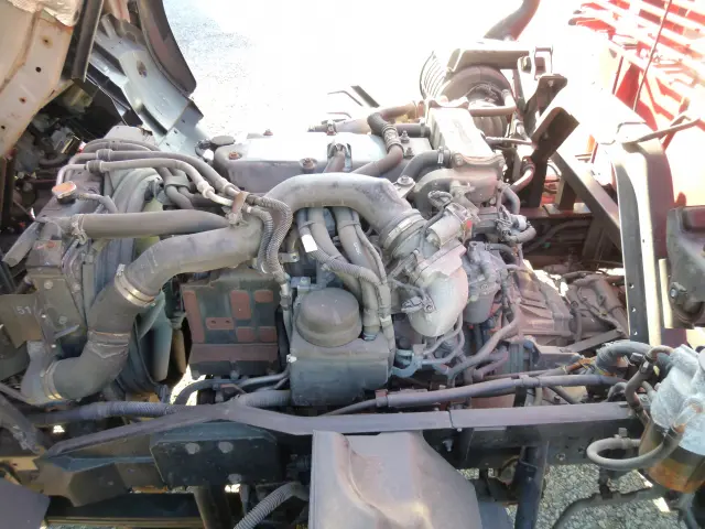 いすゞ フォワード 2RG-FTR90V2(2WD)の写真28