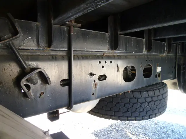 いすゞ フォワード 2RG-FTR90V2(2WD)の写真42