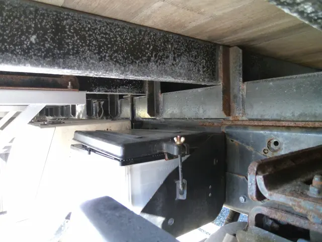 いすゞ フォワード 2RG-FTR90V2(2WD)の写真43