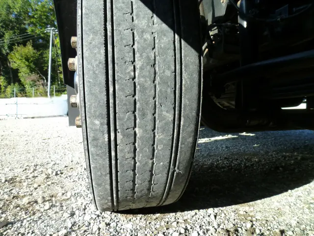 いすゞ フォワード 2RG-FTR90V2(2WD)の写真44