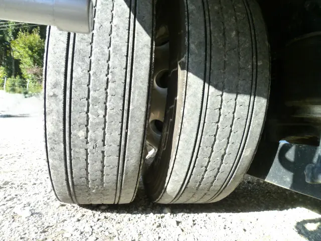 いすゞ フォワード 2RG-FTR90V2(2WD)の写真46