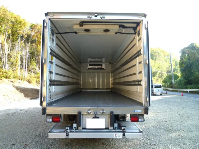 日野 レンジャー 2PG-FE2ABG(2WD)の写真11