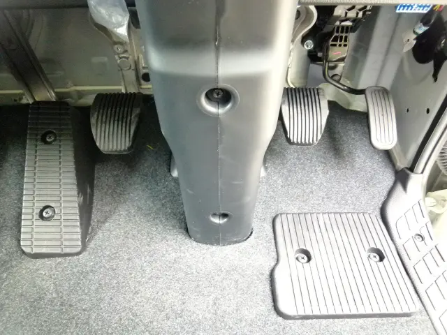 日野 レンジャー 2PG-FE2ACG(2WD)の写真37