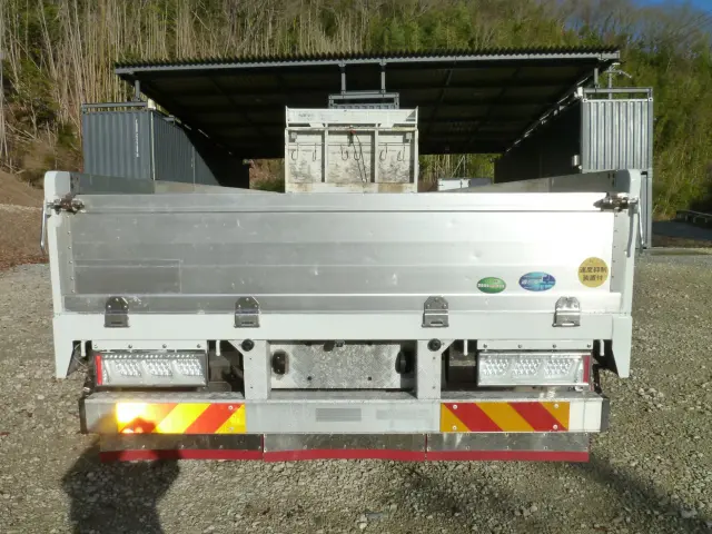 ＵＤ クオン 2PG-CG5CA(8x4)の写真5