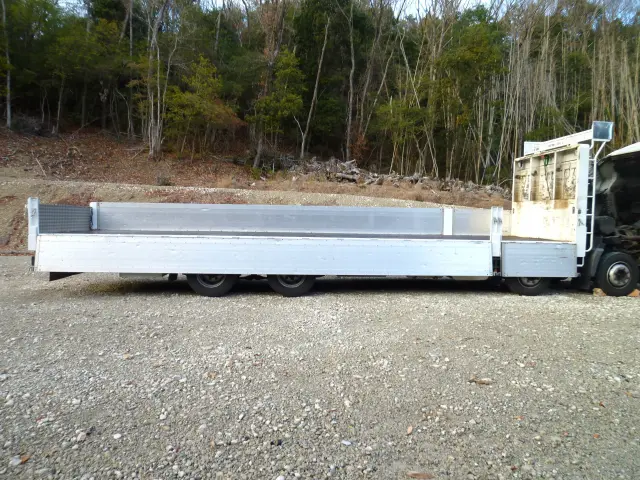 ＵＤ クオン 2PG-CG5CA(8x4)の写真19