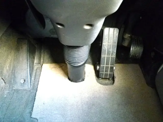 ＵＤ クオン 2PG-CG5CA(8x4)の写真32