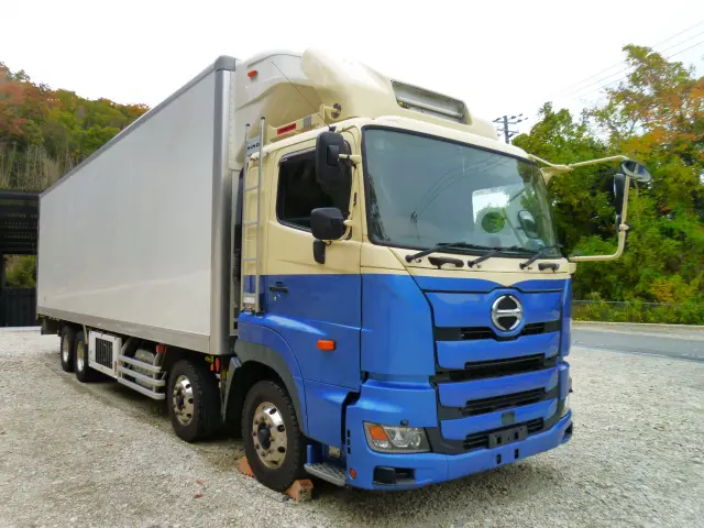 日野 プロフィア 2DG-FW1AHJ(8x4)の写真3