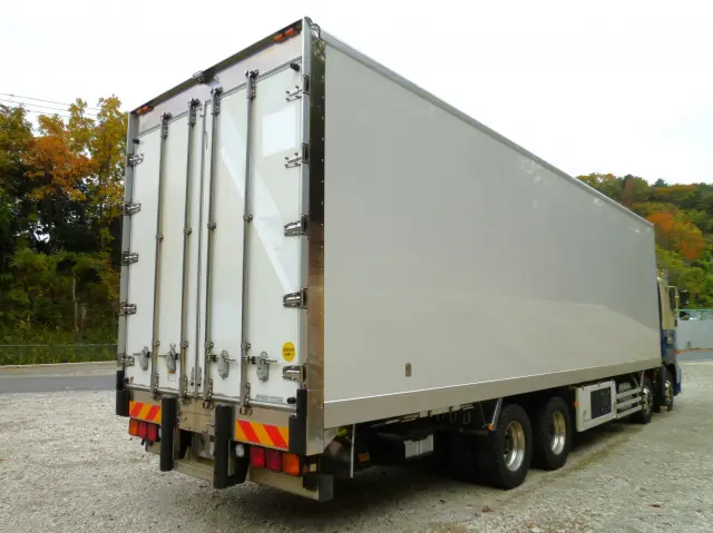 日野 プロフィア 2DG-FW1AHJ(8x4)の写真4