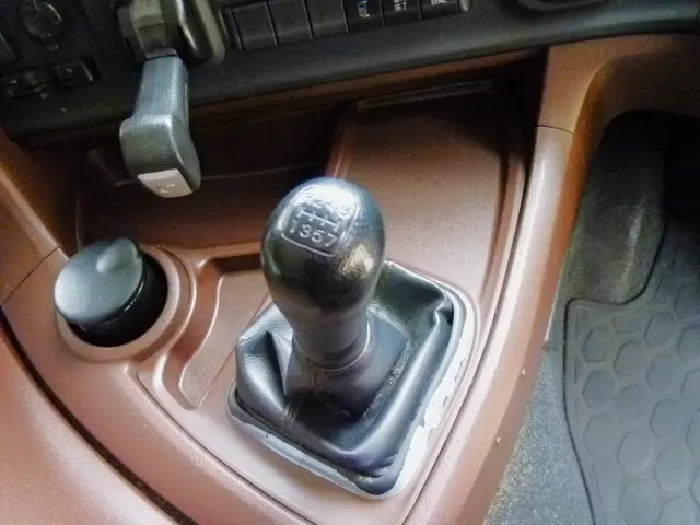 日野 プロフィア 2DG-FW1AHJ(8x4)の写真33