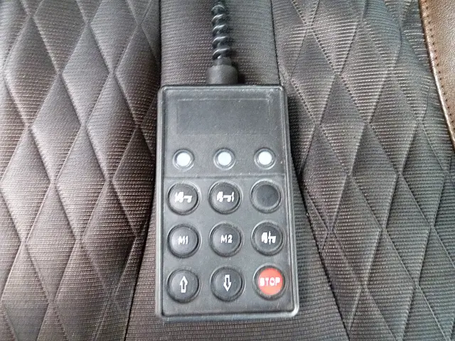 日野 プロフィア 2DG-FW1AHJ(8x4)の写真38