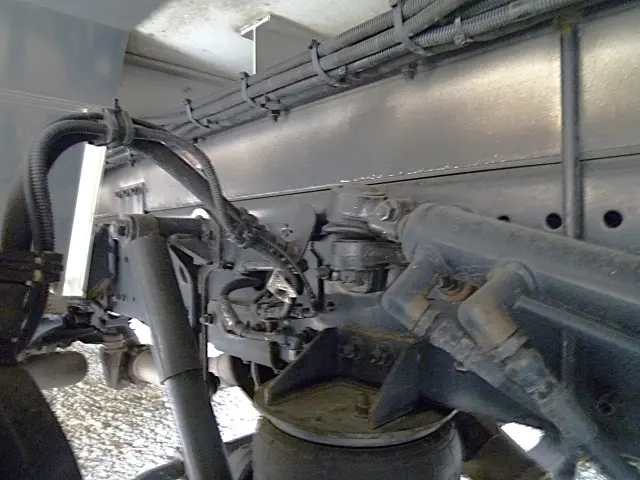 日野 プロフィア 2DG-FW1AHJ(8x4)の写真42