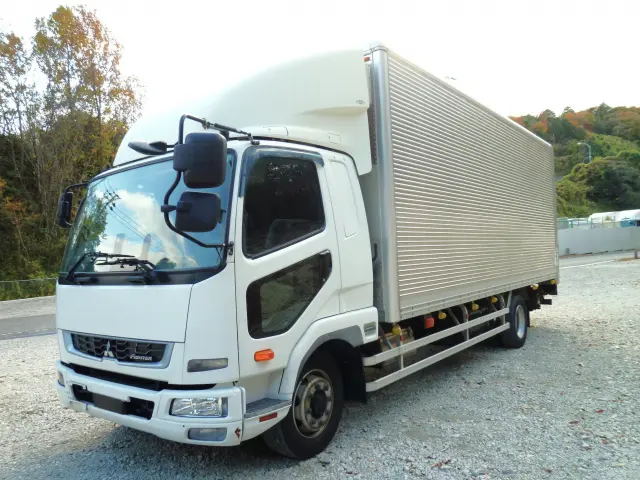 三菱 ファイター 2KG-FK65FY(2WD)の写真1