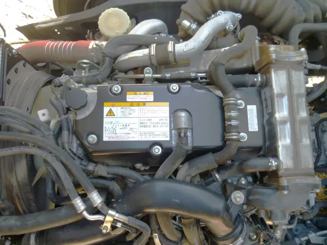 いすゞ フォワード 2RG-FTR90V2(2WD)の写真22