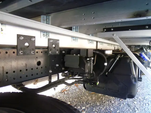 いすゞ フォワード 2RG-FTR90V2(2WD)の写真36