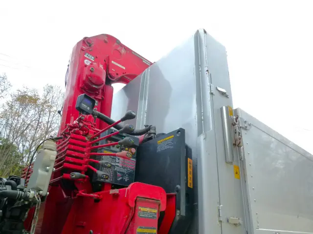 三菱 ファイター 2KG-FK65FZ(2WD)の写真9