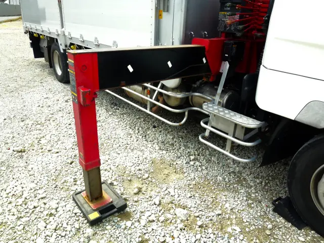 三菱 ファイター 2KG-FK65FZ(2WD)の写真23