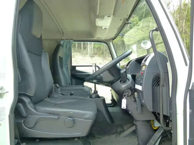 三菱 ファイター 2KG-FK65FZ(2WD)の写真33