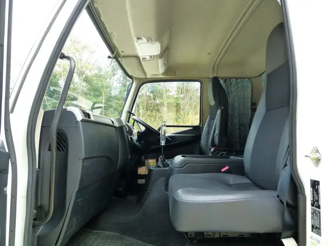 三菱 ファイター 2KG-FK65FZ(2WD)の写真38