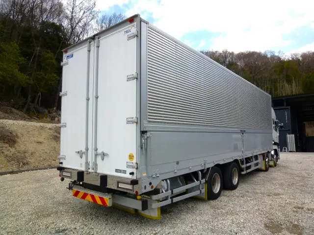 ＵＤ クオン 2PG-CG5CA(8x4)の写真4