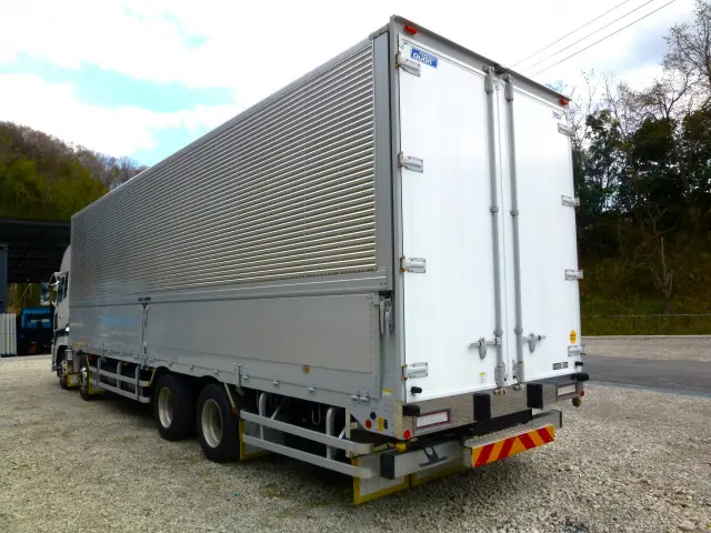 ＵＤ クオン 2PG-CG5CA(8x4)の写真6