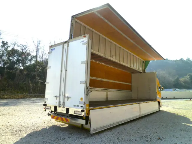 ＵＤ クオン 2PG-CG5CA(8x4)の写真19