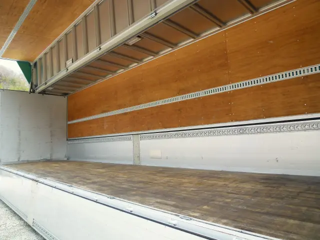 ＵＤ クオン 2PG-CG5CA(8x4)の写真22