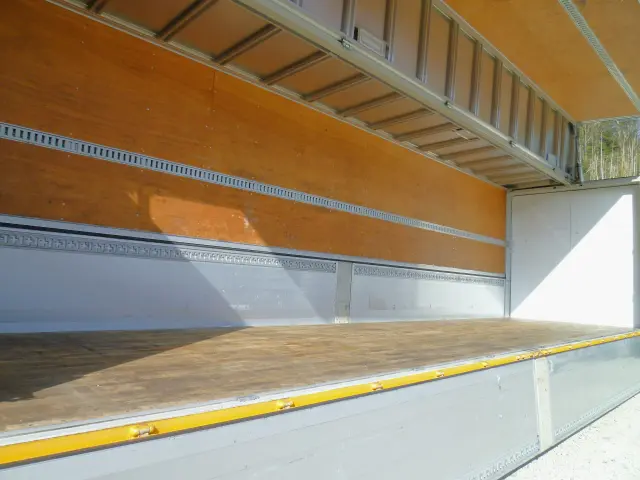 ＵＤ クオン 2PG-CG5CA(8x4)の写真23