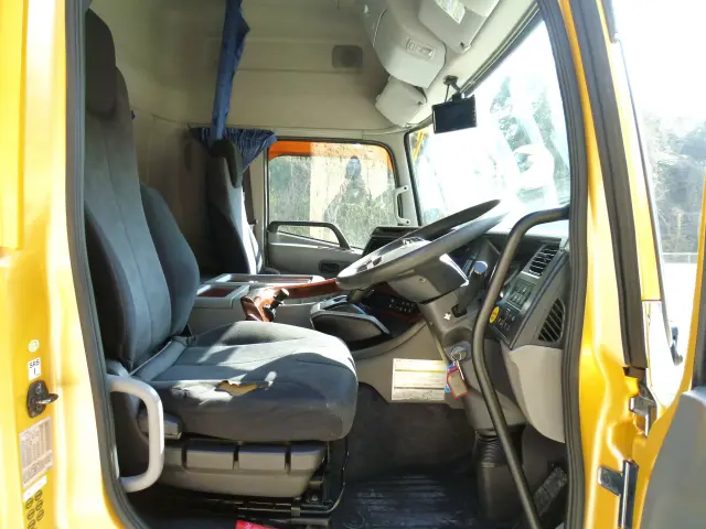 ＵＤ クオン 2PG-CG5CA(8x4)の写真29