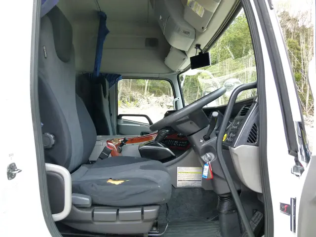 ＵＤ クオン 2PG-CG5CA(8x4)の写真29