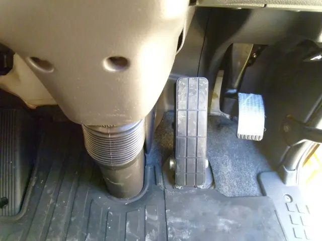 ＵＤ クオン 2PG-CG5CA(8x4)の写真33