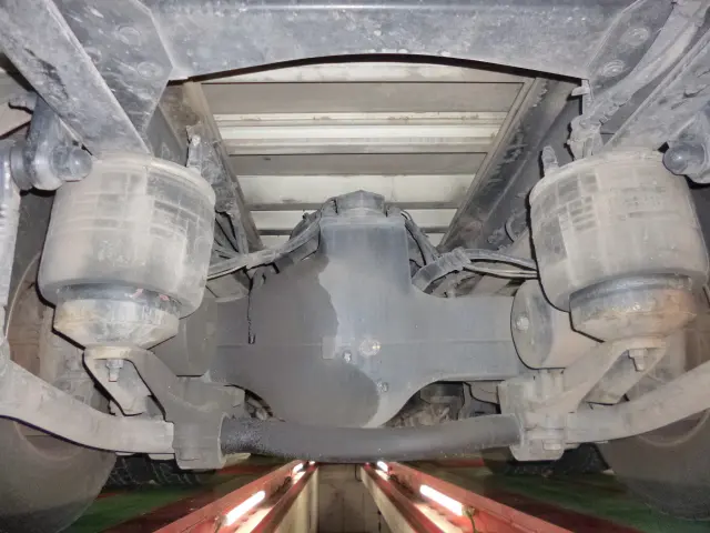 ＵＤ クオン 2PG-CG5CA(8x4)の写真40