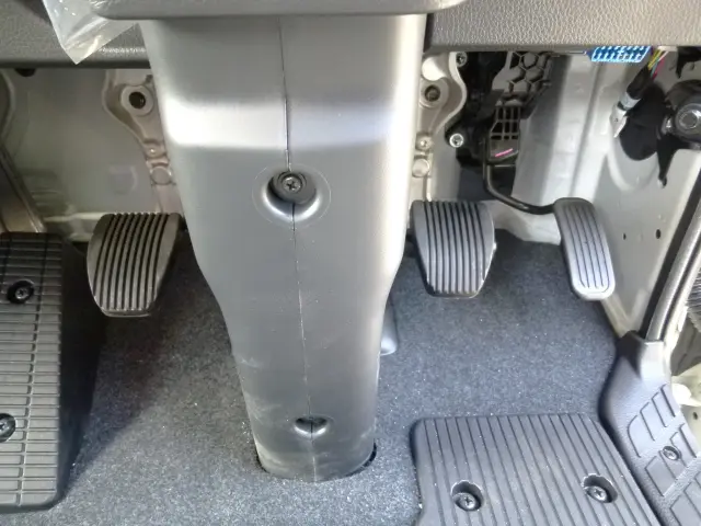 日野 レンジャー 2KG-FE2ACG(2WD)の写真33