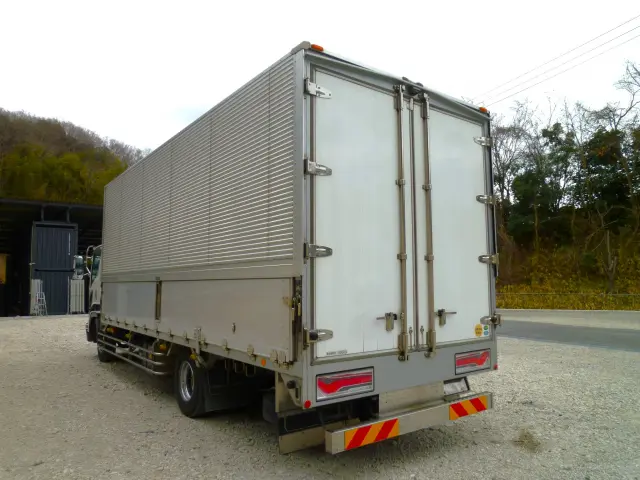 いすゞ フォワード 2RG-FSR90T2(2WD)の写真6