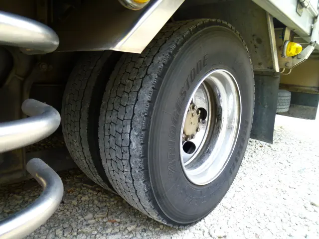 いすゞ フォワード 2RG-FSR90T2(2WD)の写真43