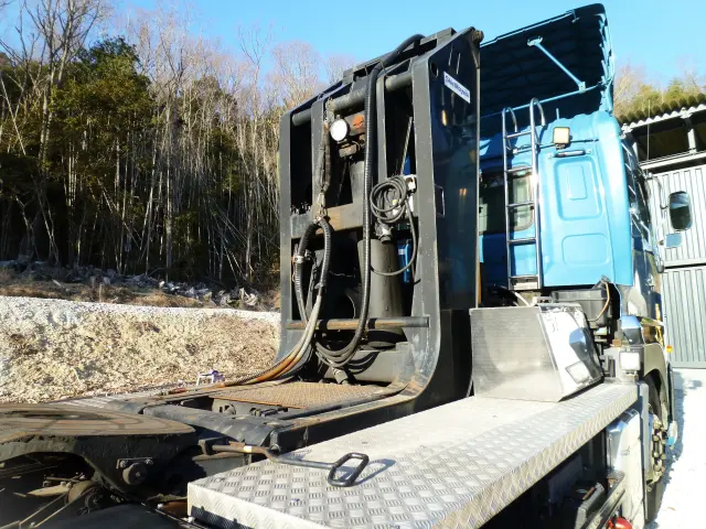 UD クオン QKG-GK5XAE(2WD)の写真9