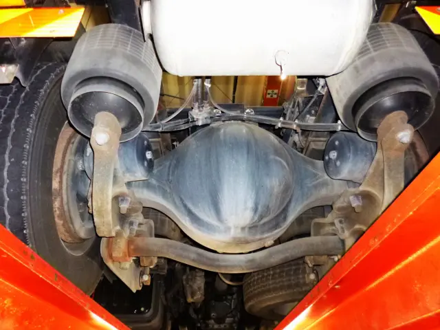 UD クオン QKG-GK5XAE(2WD)の写真38