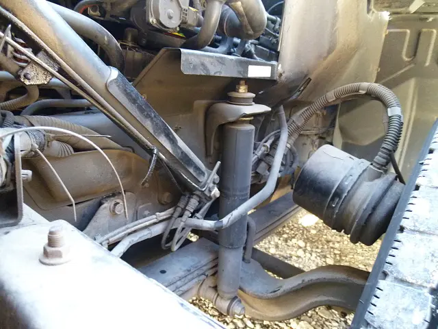 UD クオン QKG-GK5XAE(2WD)の写真40