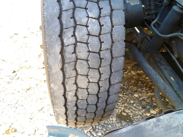 UD クオン QKG-GK5XAE(2WD)の写真46