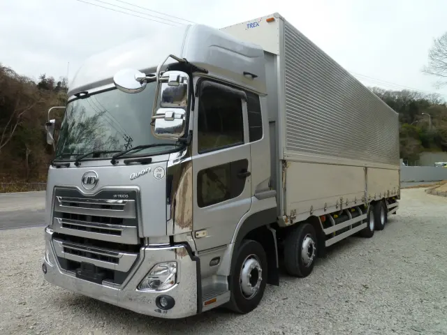 UD クオン 2PG-CG5CA(8x4)の写真1