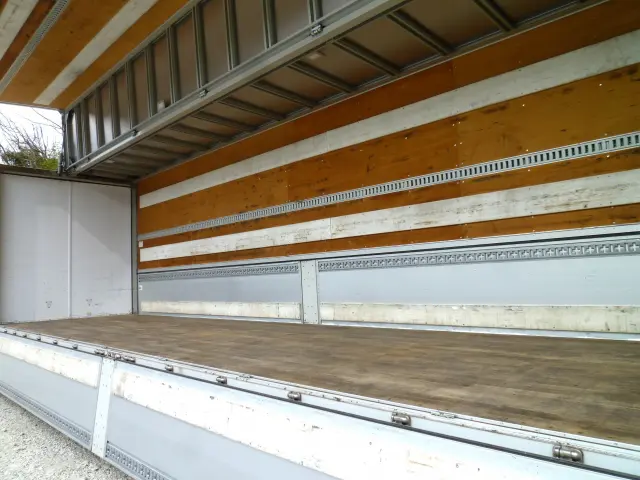 UD クオン 2PG-CG5CA(8x4)の写真23