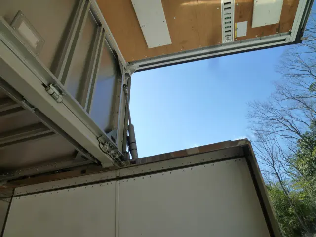 UD クオン 2PG-CG5CA(8x4)の写真25