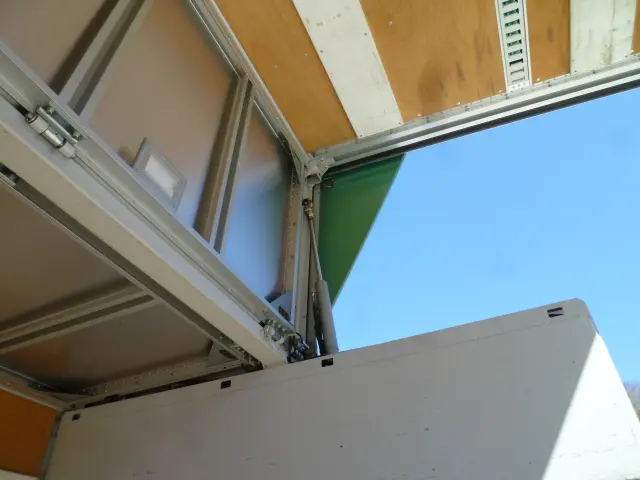 UD クオン 2PG-CG5CA(8x4)の写真27